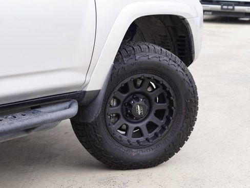 Used 2021 Toyota 4Runner SR5 image 8