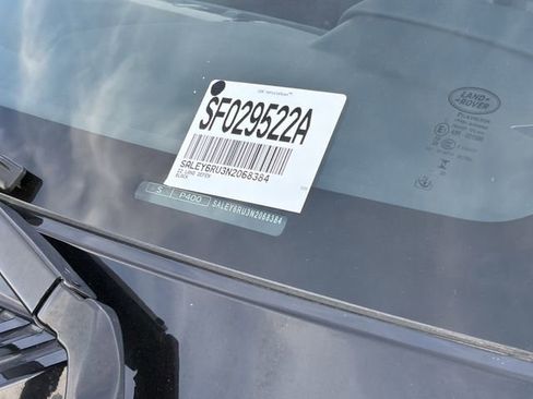 Used 2022 Land Rover Defender 90 X-Dynamic S image 32