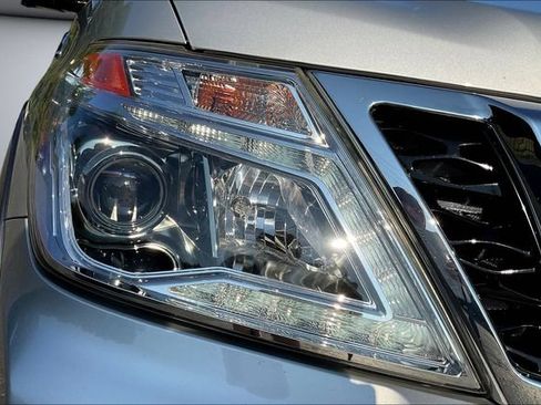 Used 2020 Nissan Armada SL w/ Premium Package RWD image 35