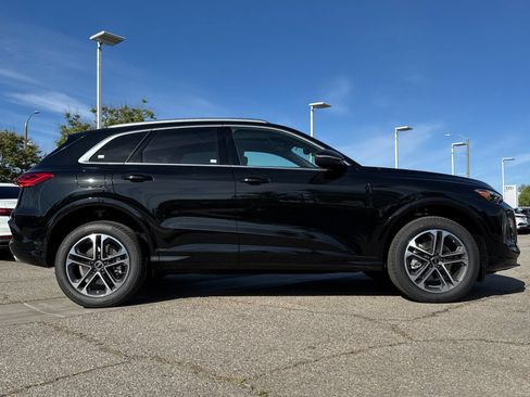 New 2026 Audi Q5 Premium w/ Convenience Package AWD/4WD image 3