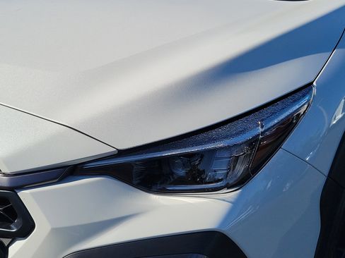 Used 2024 Subaru Crosstrek 2.5i Limited w/ Crosstrek Mirror Package image 9