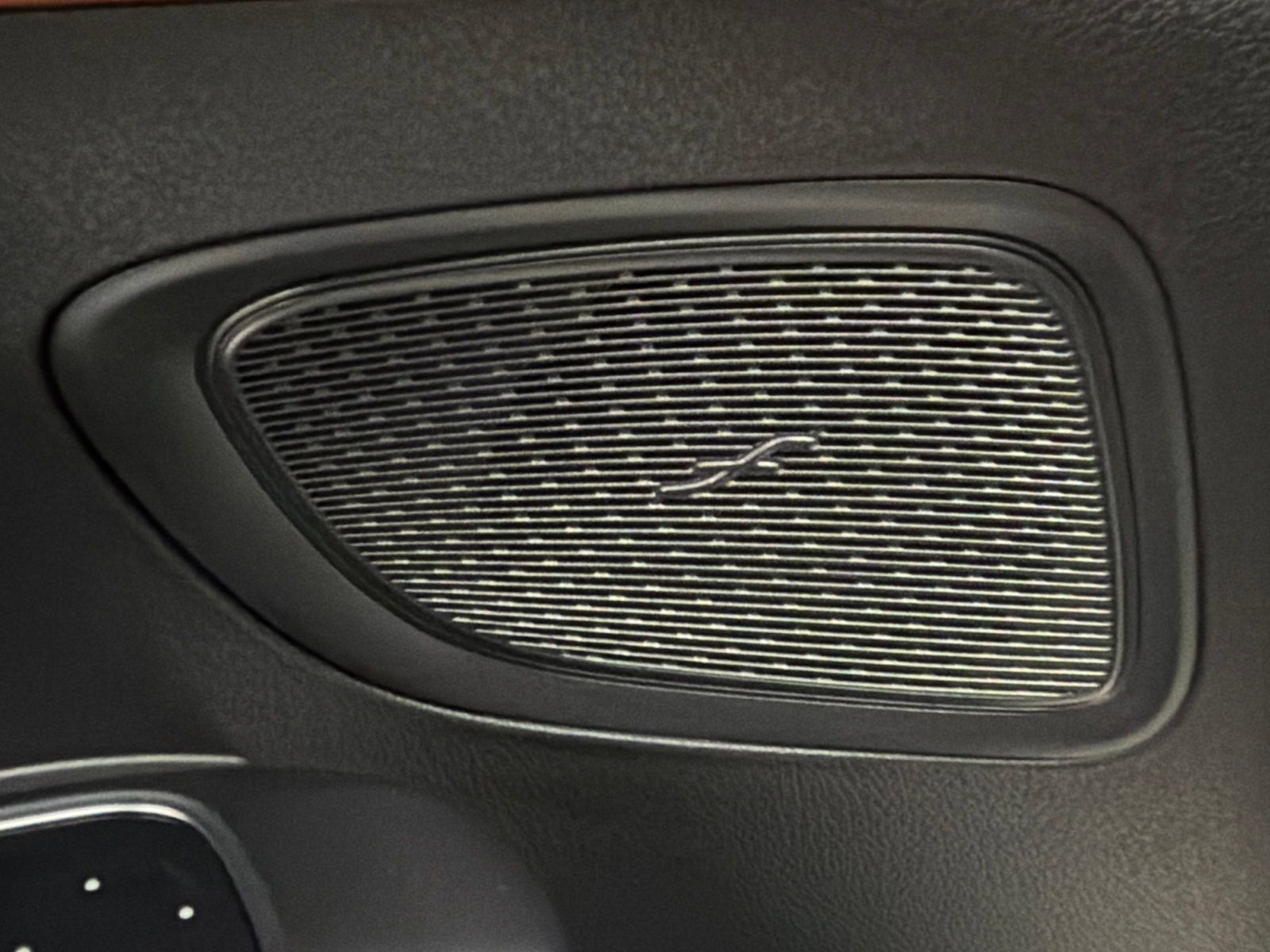 Used 2024 Mercedes-Benz C 300 Sedan image 23