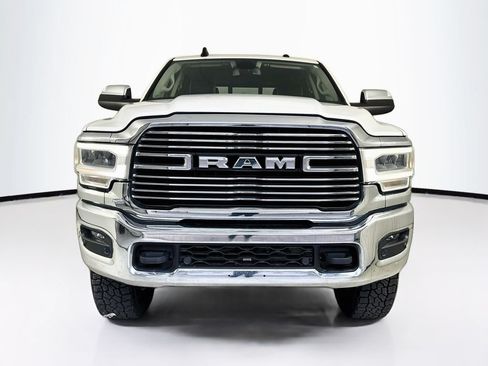 Used 2022 RAM 2500 Laramie AWD/4WD image 2