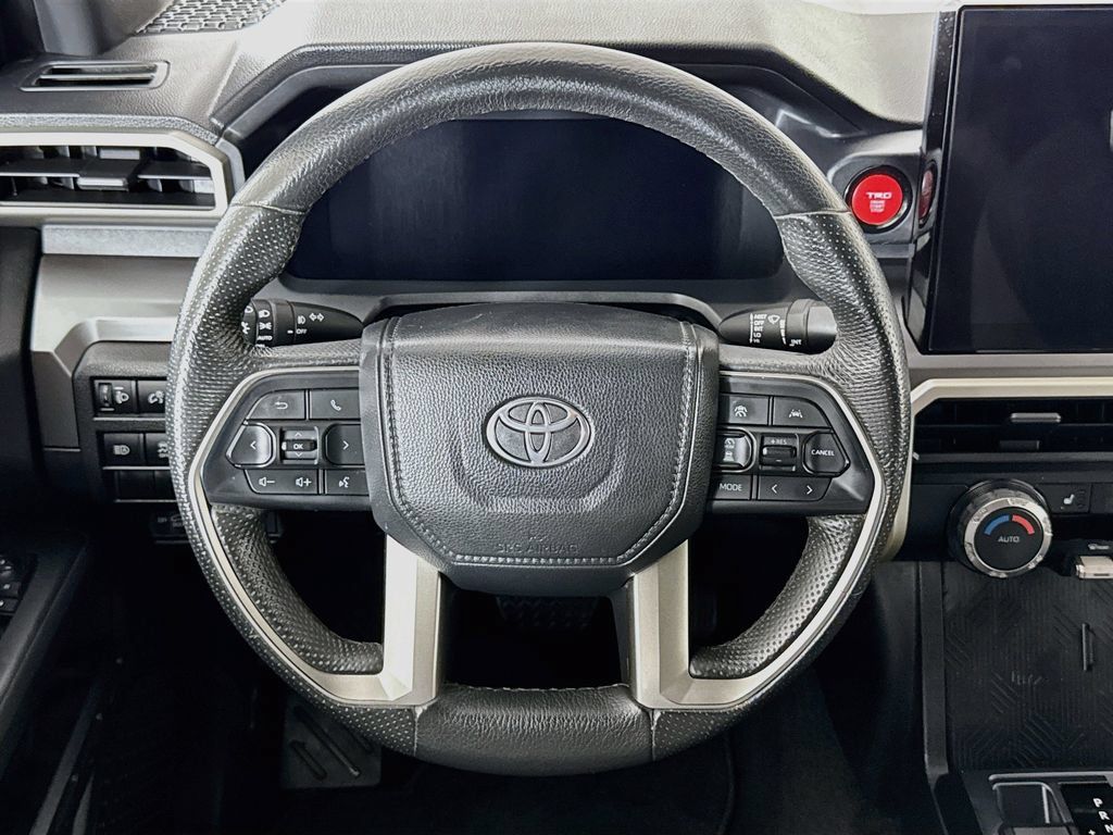 Used 2024 Toyota Tacoma TRD Off-Road AWD/4WD image 4