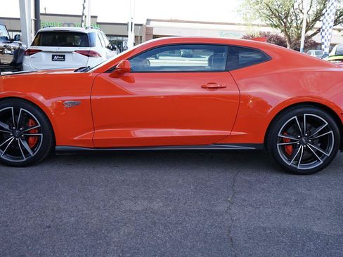 Used 2018 Chevrolet Camaro SS w/ Hot Wheels Edition RWD image 6