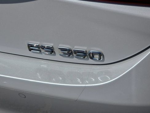 Used 2025 Lexus ES 350 w/ Premium Package FWD image 16
