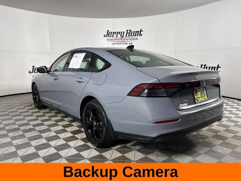 Used 2025 Honda Accord SE image 7
