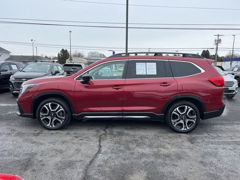 Used 2024 Subaru Ascent Limited w/ Technology Package image 2