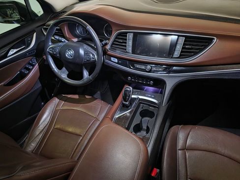 Used 2019 Buick Enclave Avenir w/ Avenir Technology Package AWD/4WD image 24