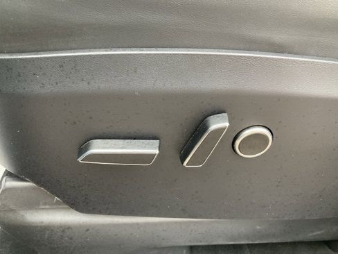 Used 2024 Tesla Model X image 26