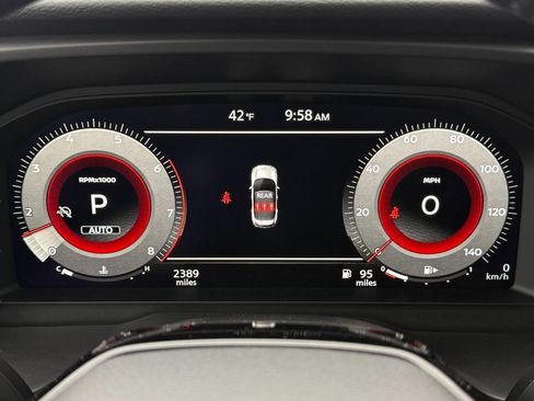 Used 2025 Nissan Rogue Platinum image 32