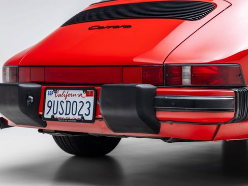 Used 1987 Porsche 911 Carrera RWD image 21