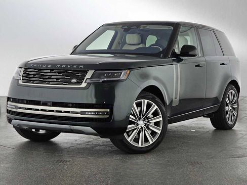 Used 2023 Land Rover Range Rover SE image 1