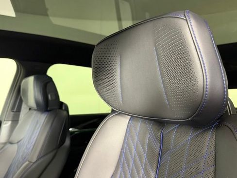 New 2026 Cadillac Escalade IQ Sport 1 w/ LPO, Etrunk Organizer Package image 17