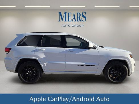 Used 2020 Jeep Grand Cherokee Altitude image 7