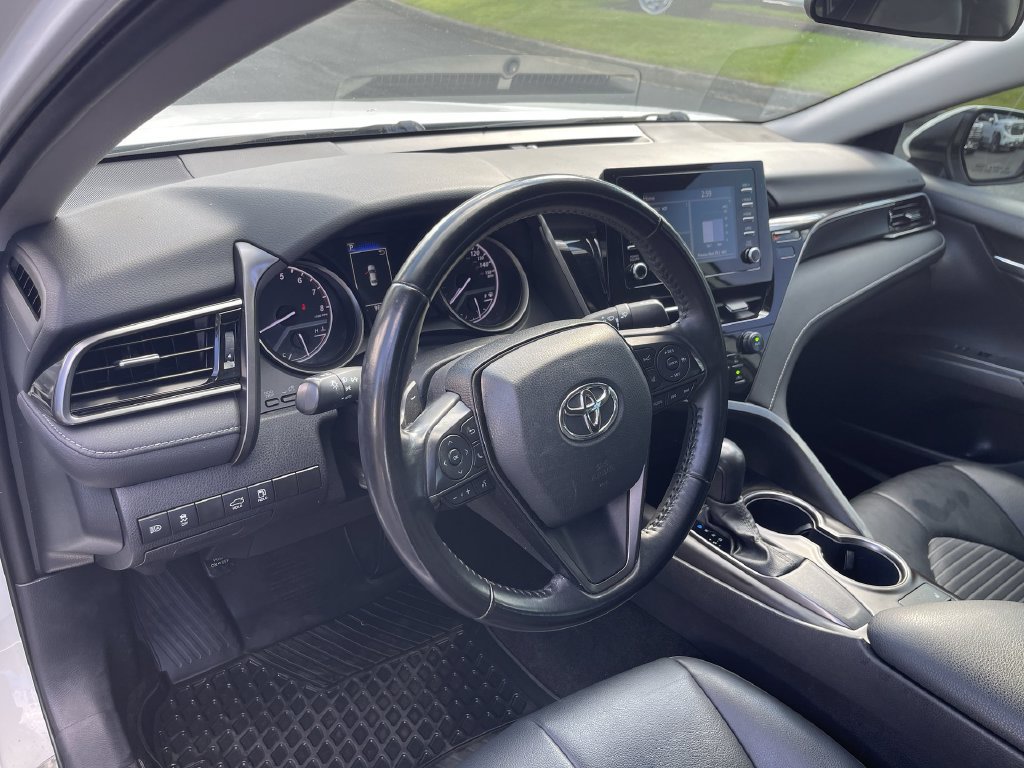 Used 2021 Toyota Camry SE FWD image 10