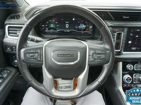 Used 2022 GMC Yukon Denali w/ Denali Ultimate Package AWD/4WD image 45