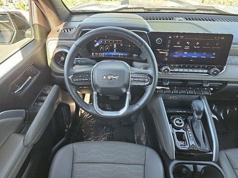 Used 2023 Chevrolet Colorado ZR2 w/ ZR2 Convenience Package III image 24