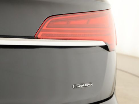 Certified 2023 Audi Q5 2.0T Premium w/ Convenience Package image 30