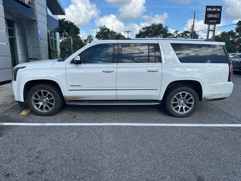 Used 2020 GMC Yukon XL Denali RWD image 1