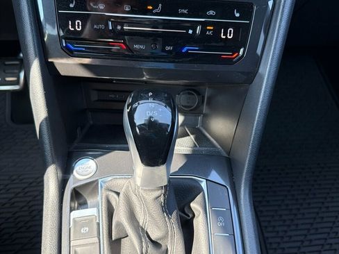 Used 2024 Volkswagen Tiguan SE R-Line FWD image 22