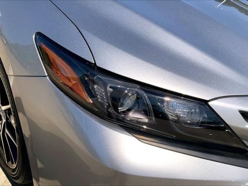 Used 2024 Toyota Camry SE w/ Convenience Package image 26