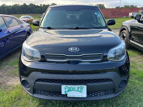 Used 2019 Kia Soul FWD image 6
