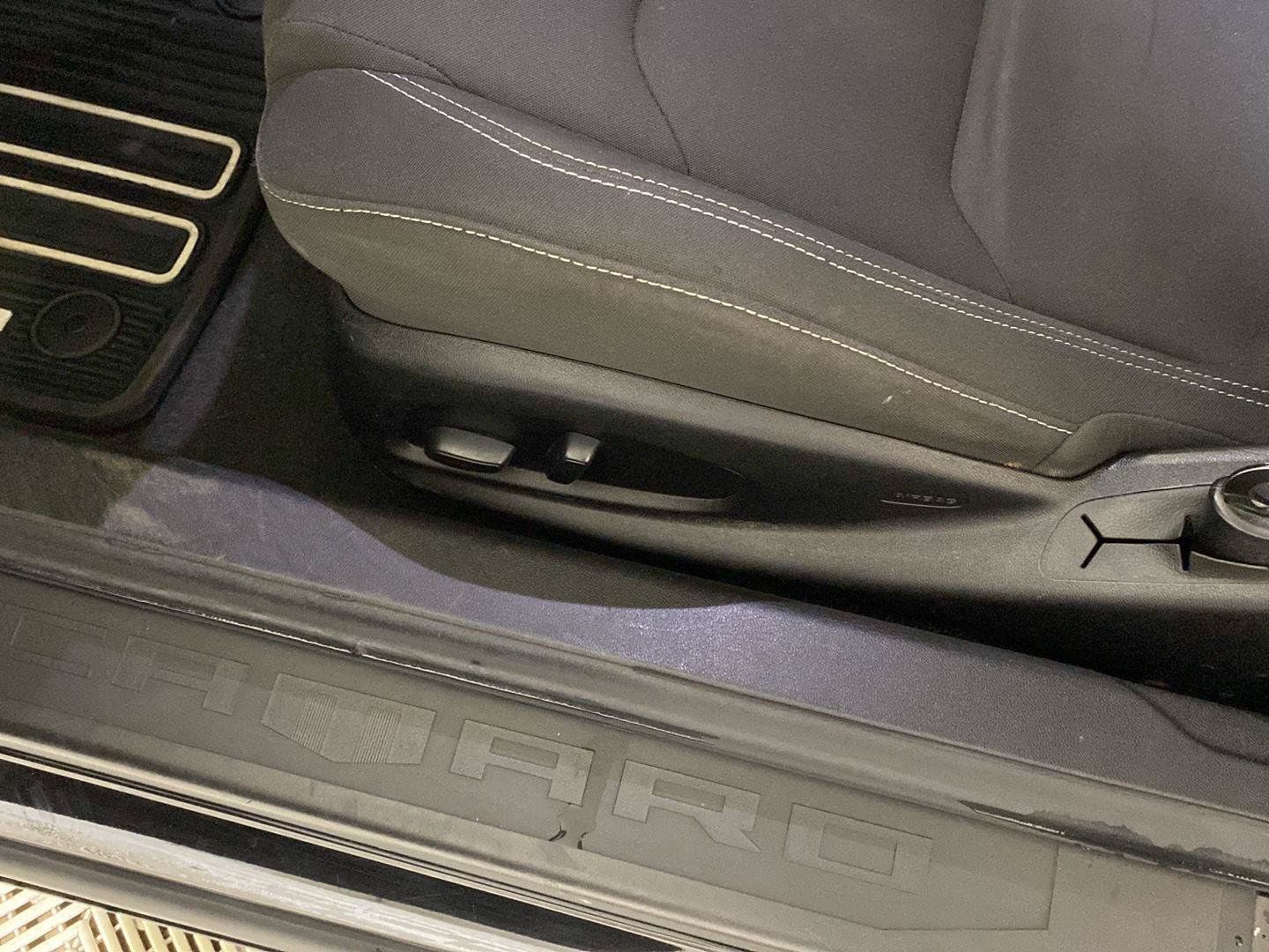 Used 2020 Chevrolet Camaro LT RWD image 14