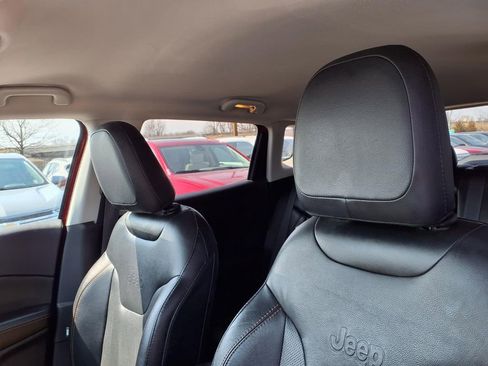 Used 2018 Jeep Compass Limited w/ Navigation Group image 14