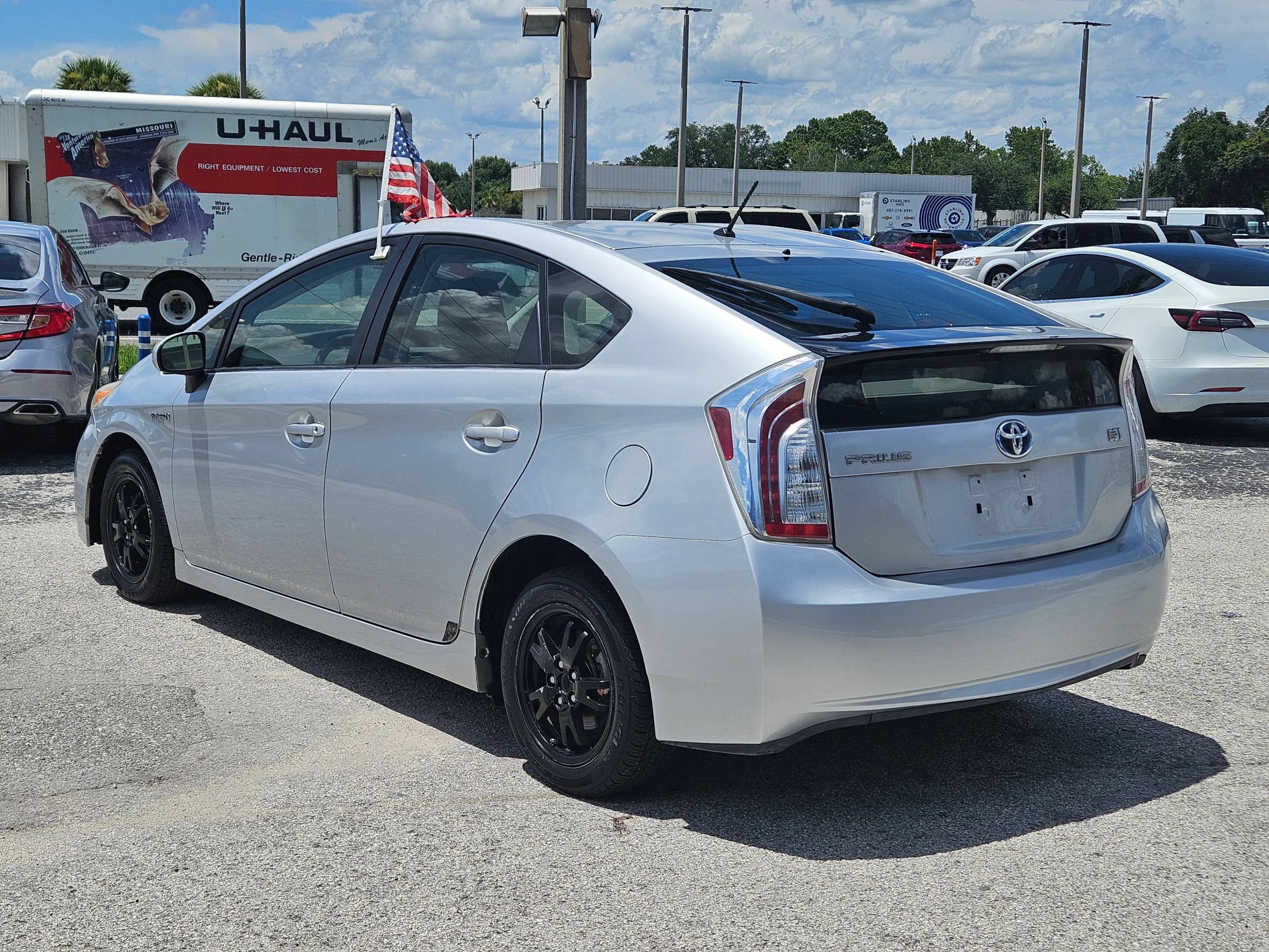 Used 2014 Toyota Prius Two FWD image 4