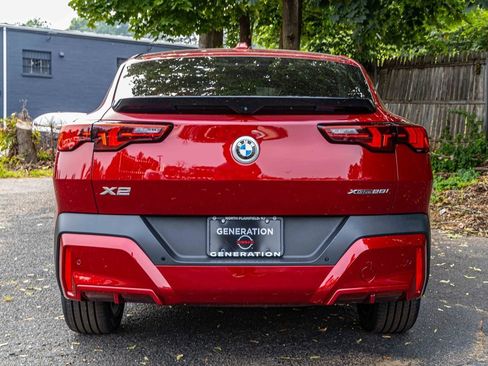 Used 2025 BMW X2 xDrive28i w/ Convenience Package image 5