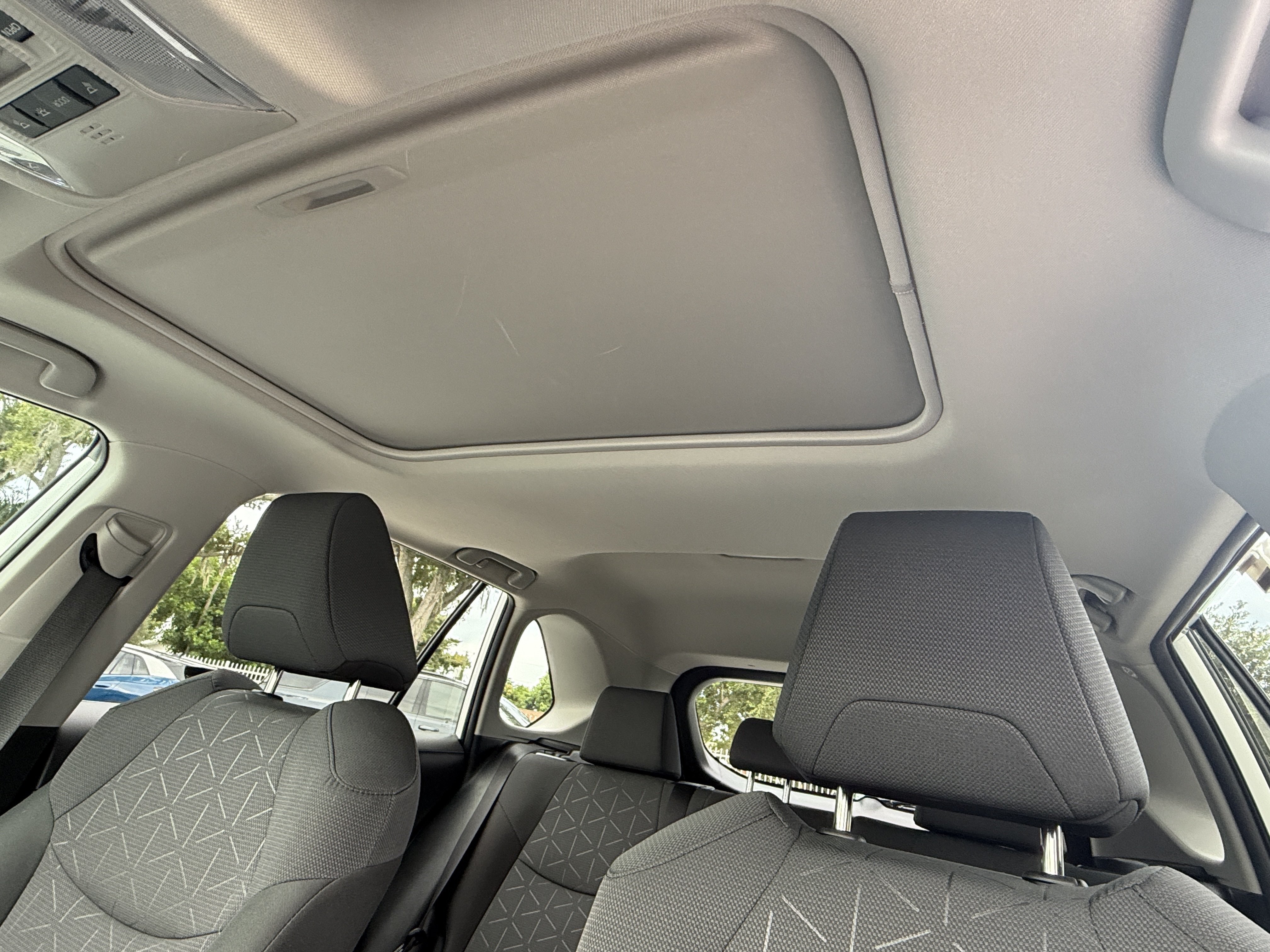Used 2024 Toyota RAV4 XLE w/ Convenience Package FWD image 23