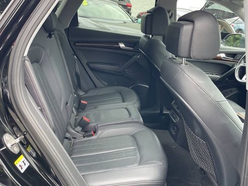 Used 2018 Audi Q5 2.0T Premium Plus w/ Premium Plus Package AWD/4WD image 9