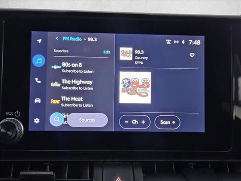 Used 2023 Toyota RAV4 XLE w/ Convenience Package image 11