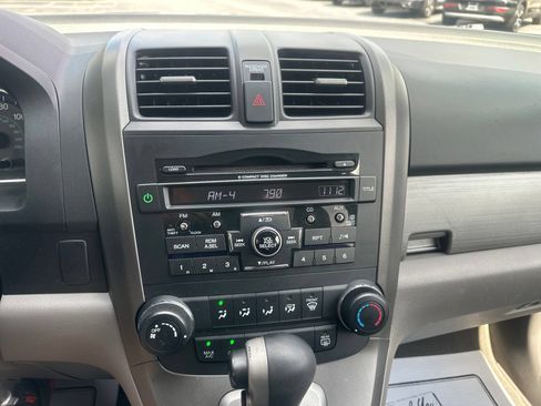 Used 2011 Honda CR-V SE image 25