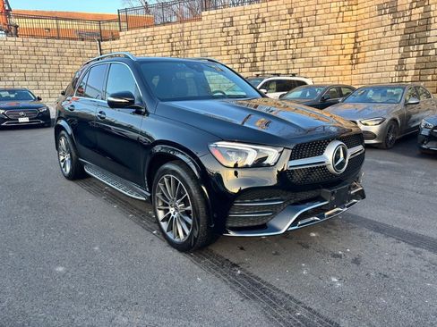Used 2023 Mercedes-Benz GLE 350 4MATIC image 4