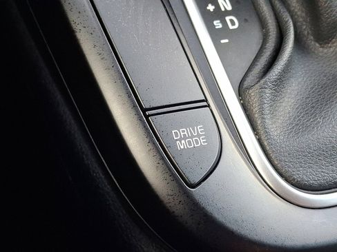 Used 2023 Kia Soul LX w/ LX Technology Package image 23