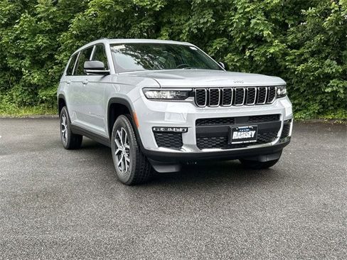 New 2025 Jeep Grand Cherokee L Limited image 1