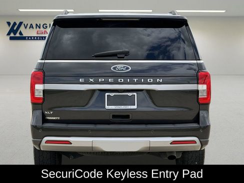 Used 2022 Ford Expedition XLT RWD image 8