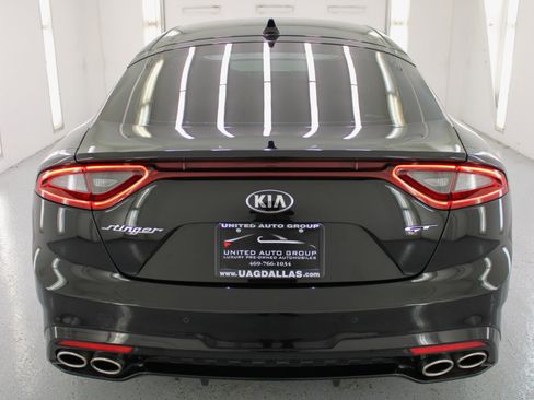 Used 2019 Kia Stinger GT image 8