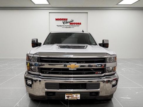 Used 2018 Chevrolet Silverado 2500 LTZ w/ Duramax Plus Package AWD/4WD image 2