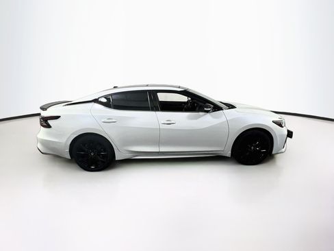 Used 2021 Nissan Maxima SR w/ Sport Mat Group FWD image 4