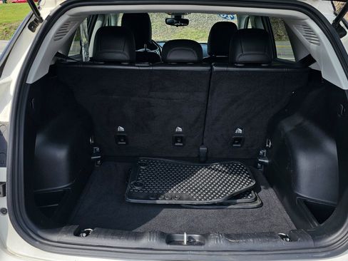 Used 2020 Jeep Compass Latitude image 15