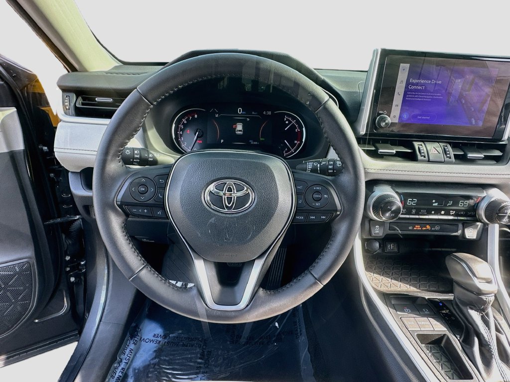 Used 2024 Toyota RAV4 XLE Premium FWD image 11