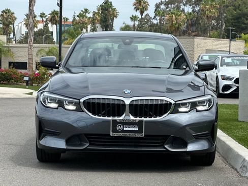 Used 2019 BMW 330i Sedan w/ Driving Assistance Package RWD image 8