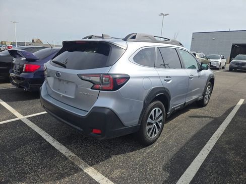 Certified 2024 Subaru Outback Premium AWD/4WD image 3