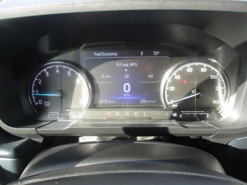 Certified 2022 Ford Maverick XLT w/ Equipment Group 300A Standard image 17