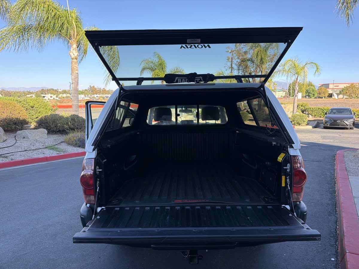 Used 2013 Toyota Tacoma 2WD Regular Cab image 31
