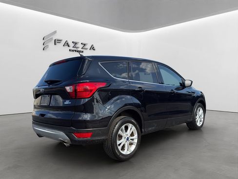Used 2019 Ford Escape SE AWD/4WD image 11