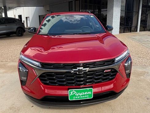 New 2026 Chevrolet Trax RS w/ Sunroof Package image 3